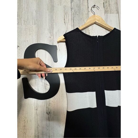 Midi dress - Picture 7 of 10